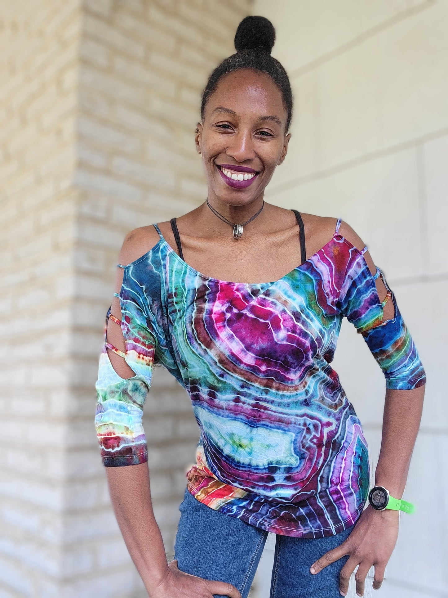 Medium rayon 3/4 cut out sleeve blouse