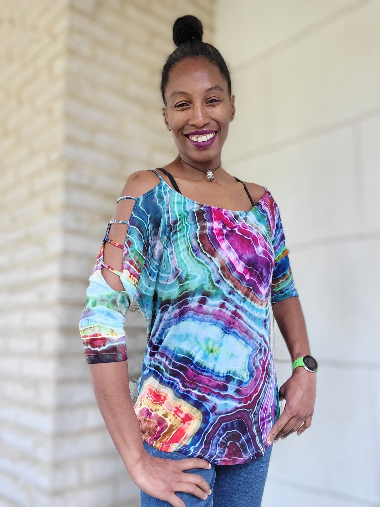 Medium rayon 3/4 cut out sleeve blouse