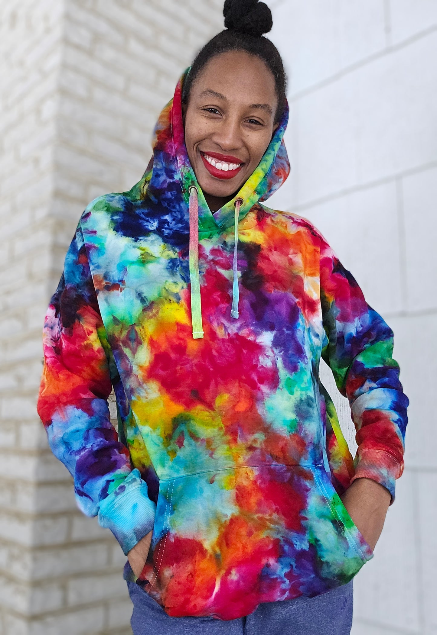Size Medium Ladies Hoodie( Mediumweight)