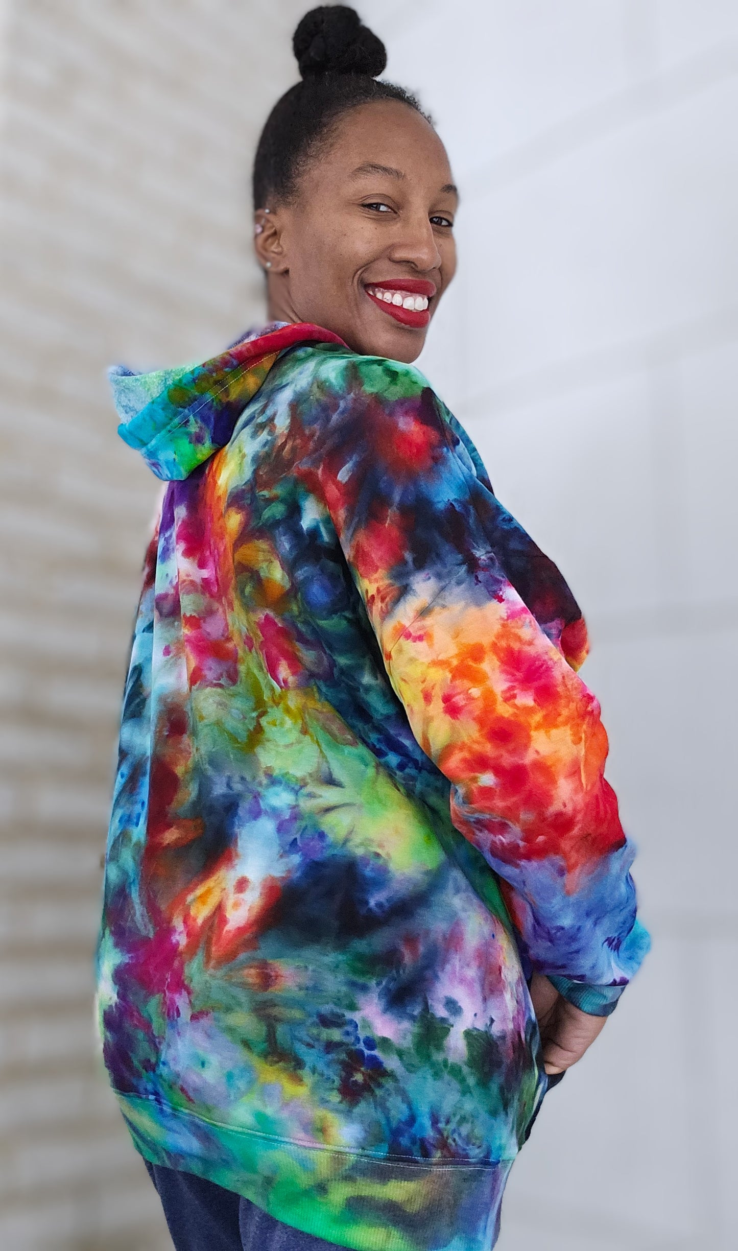 Size Medium Ladies Hoodie( Mediumweight)