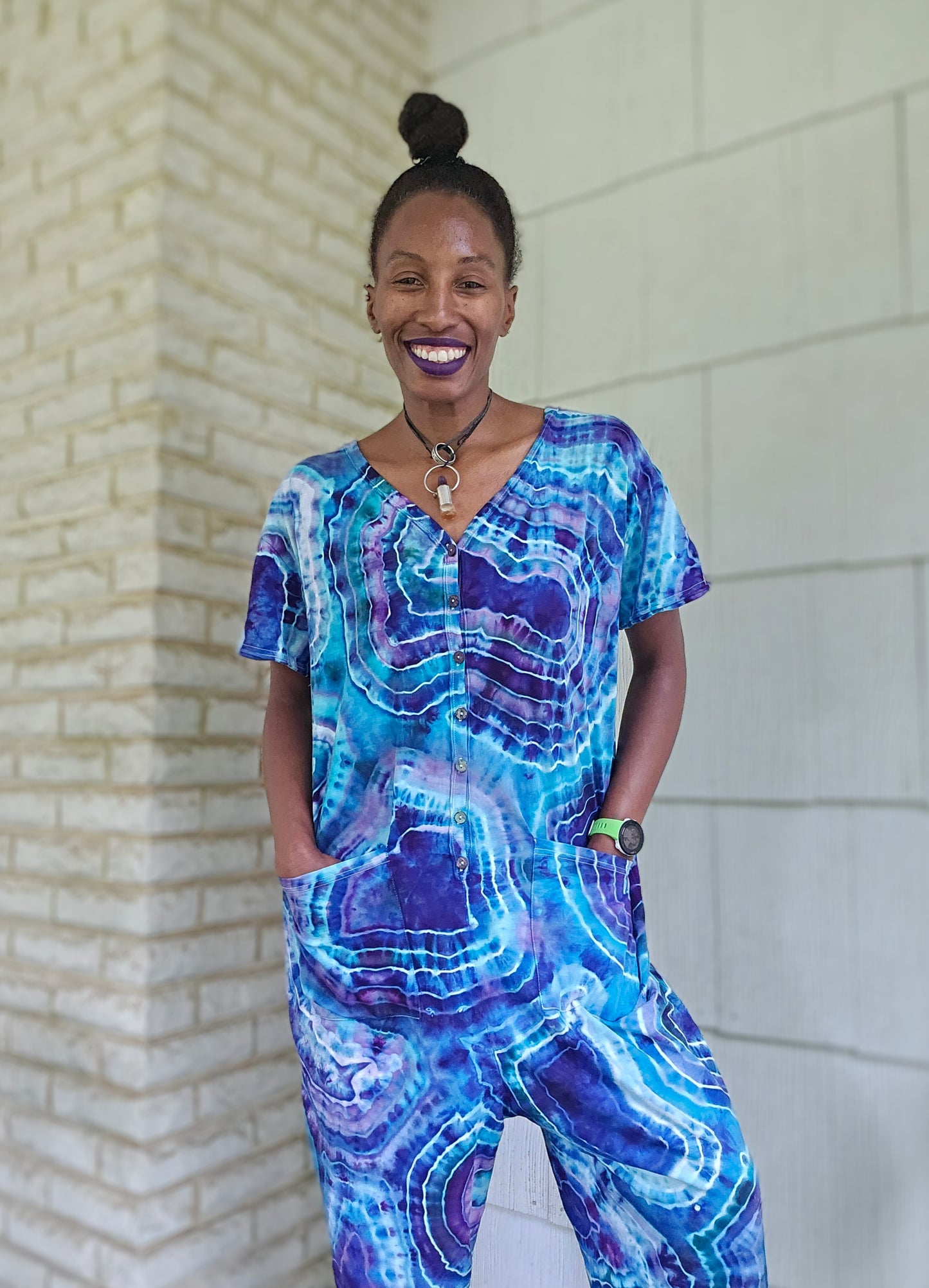 Oversize Women's One Piece Button Up Jumpsuit (Size Large)