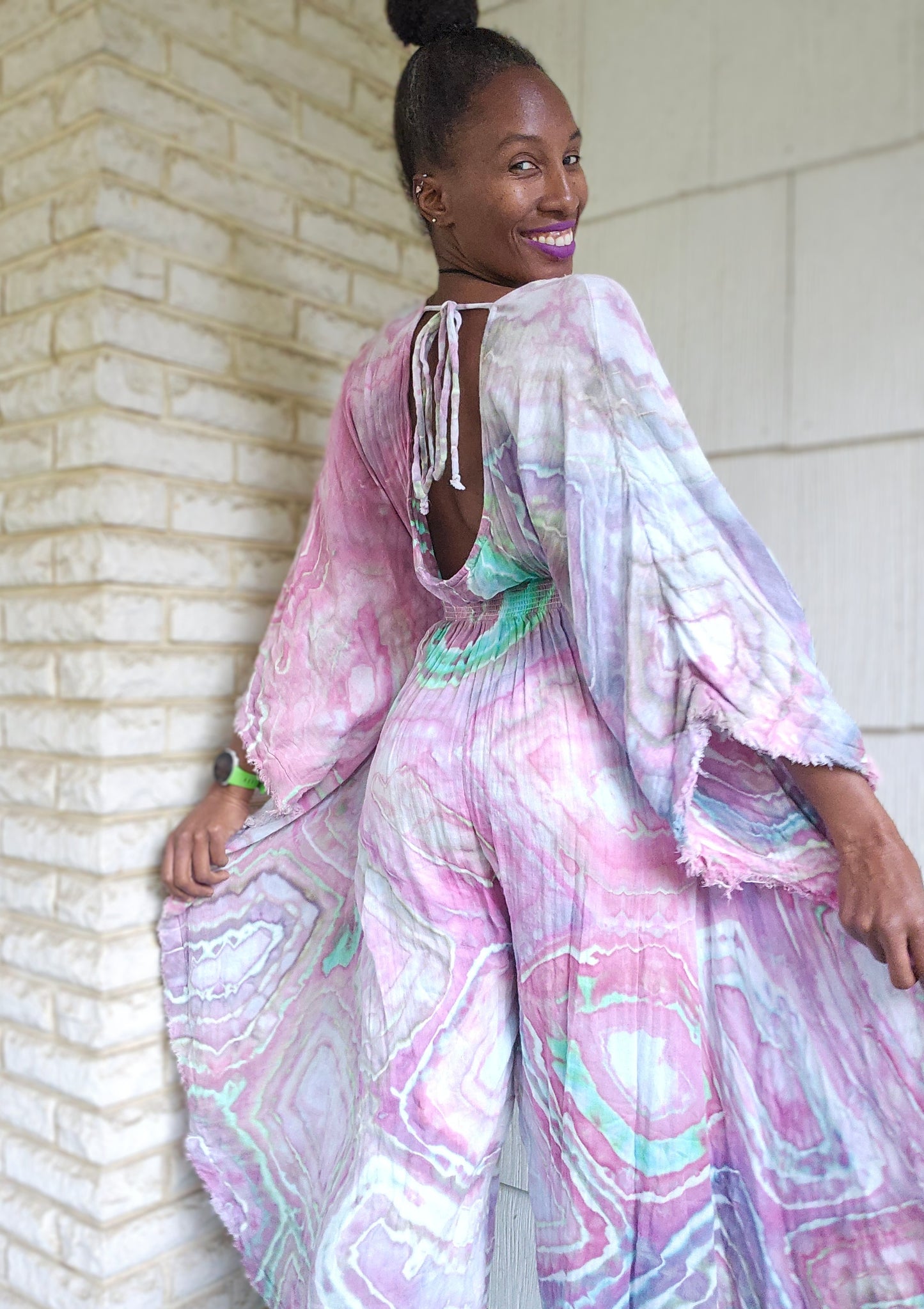 Small Cotton Gauze Winged Kaftan with hidden thigh high side slits (Can fit up to a Large)