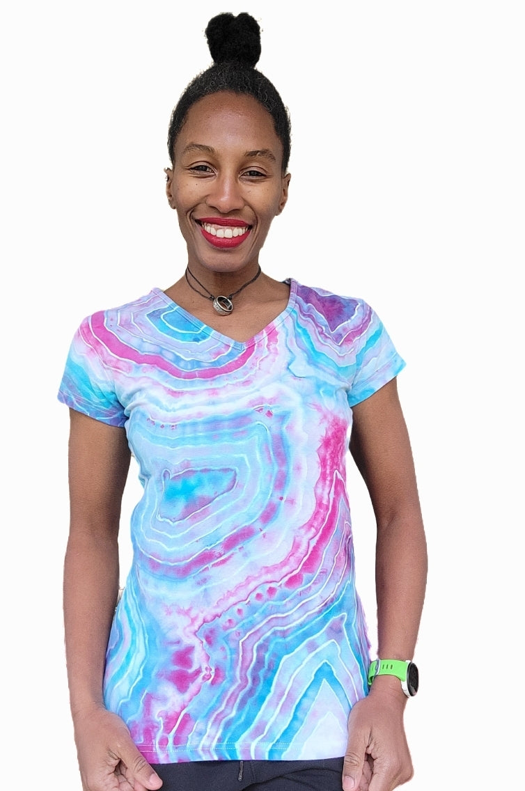 Women's Medium V-Neck