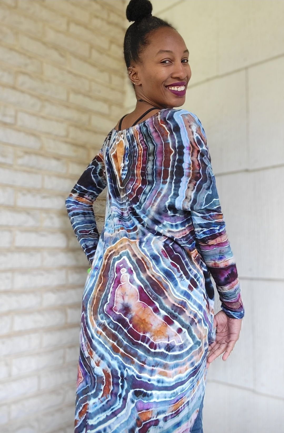 Small Hi/lo Rayon top with dramatic cape (Can also fit a medium)