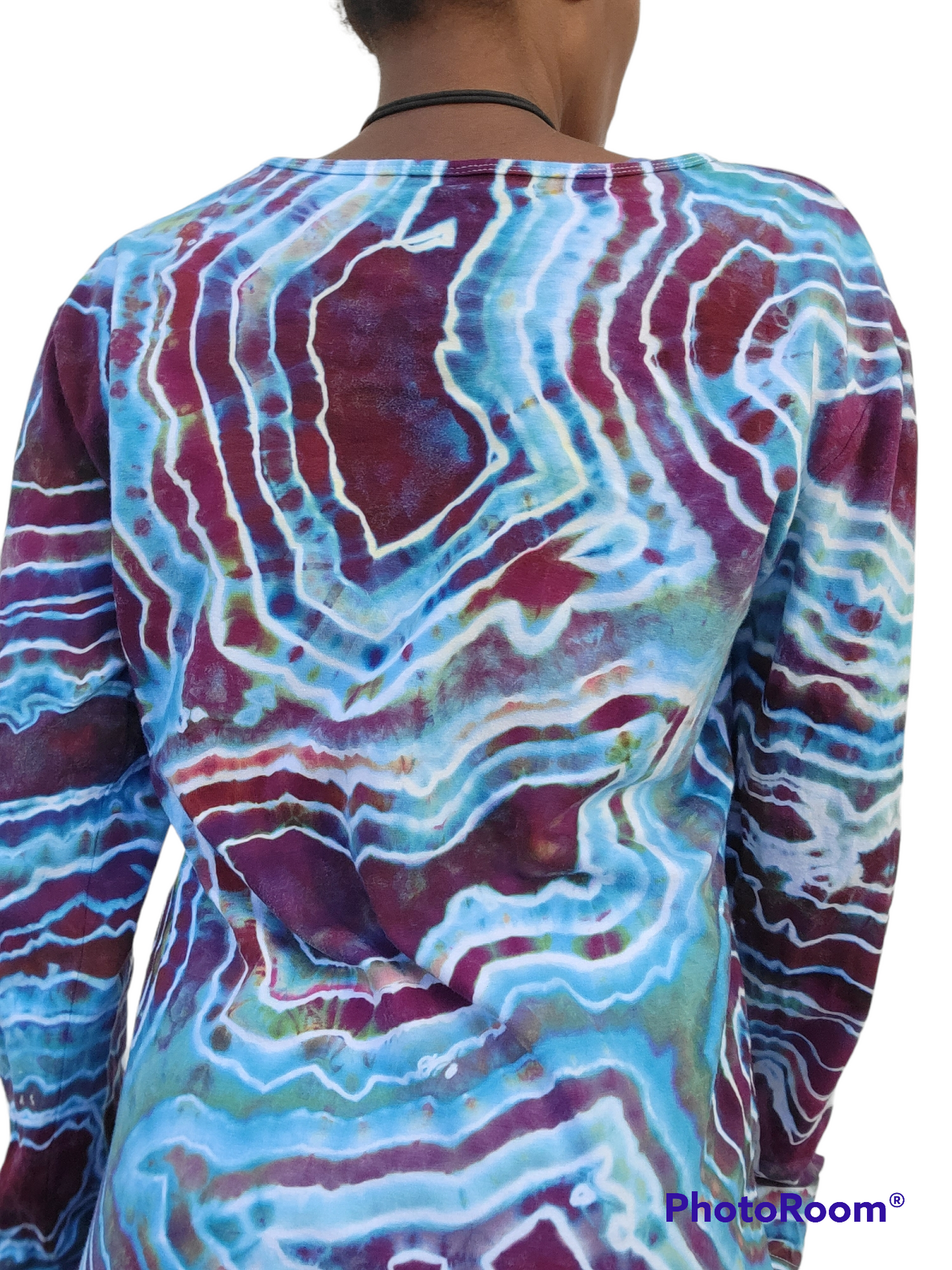 Extra Large Women's Long Sleeve V-Neck