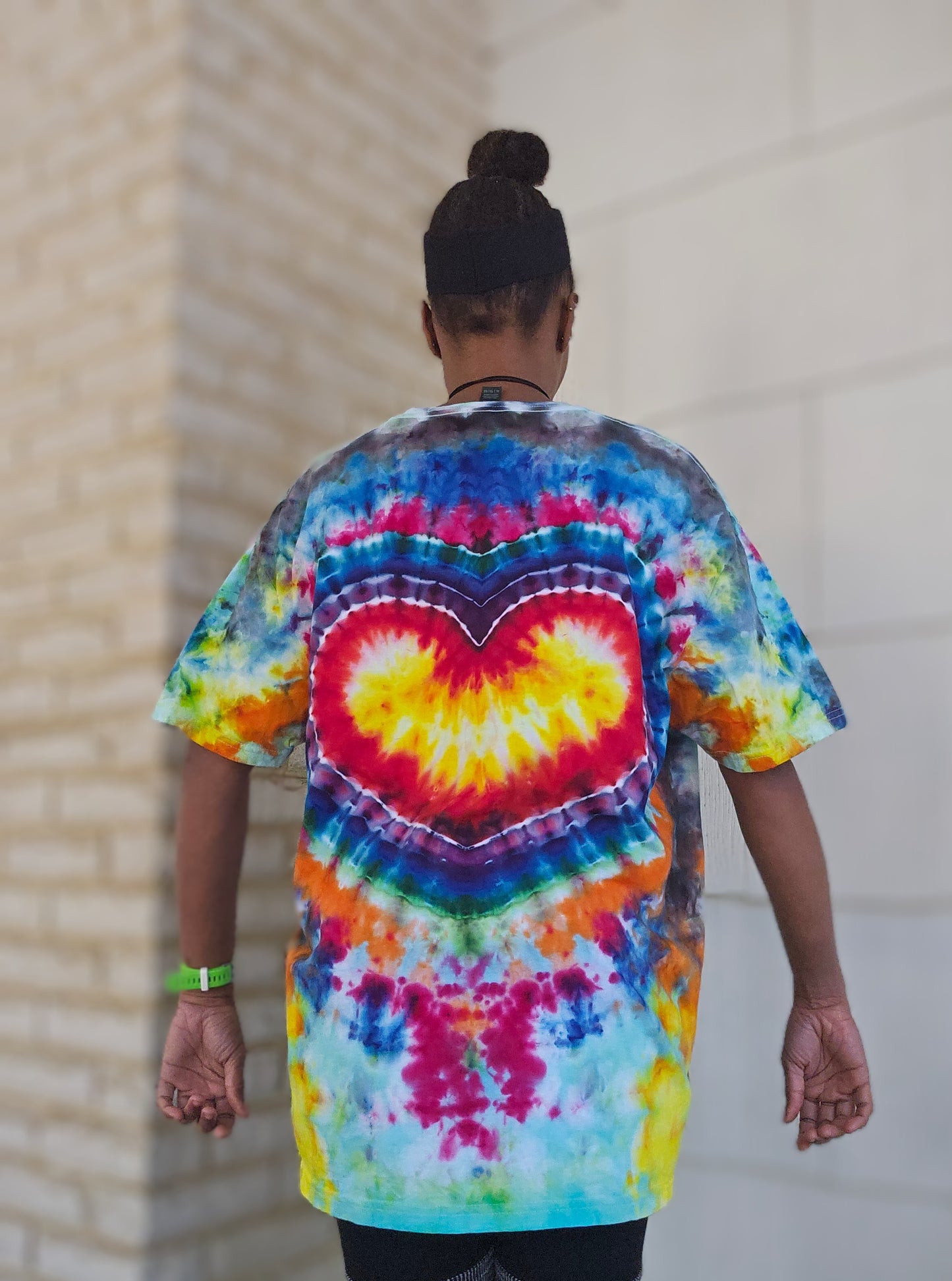 Extra Large Unisex Peace Sign/Heart Shirt