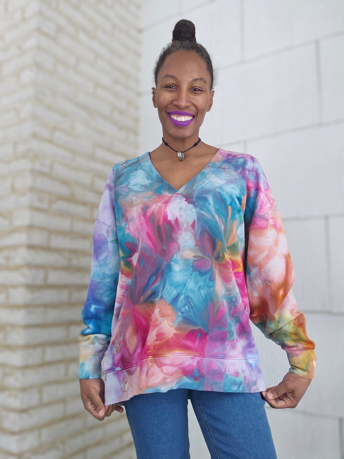 Medium Women's Long Sleeve V-Neck French Terry Pullover (PLEASE READ DESCRIPTION)