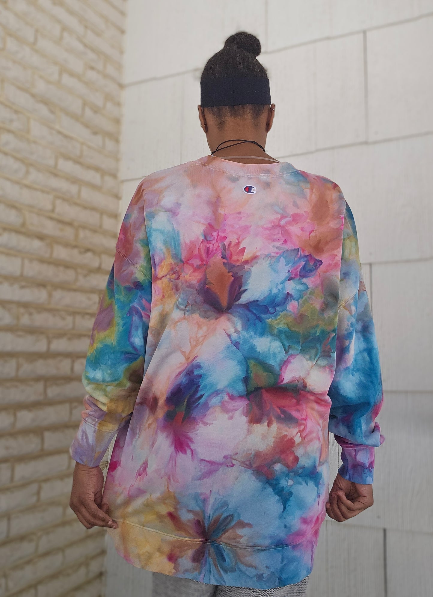 Extra Large Women's Long Sleeve V-Neck French Terry Pullover (PLEASE READ DESCRIPTION)