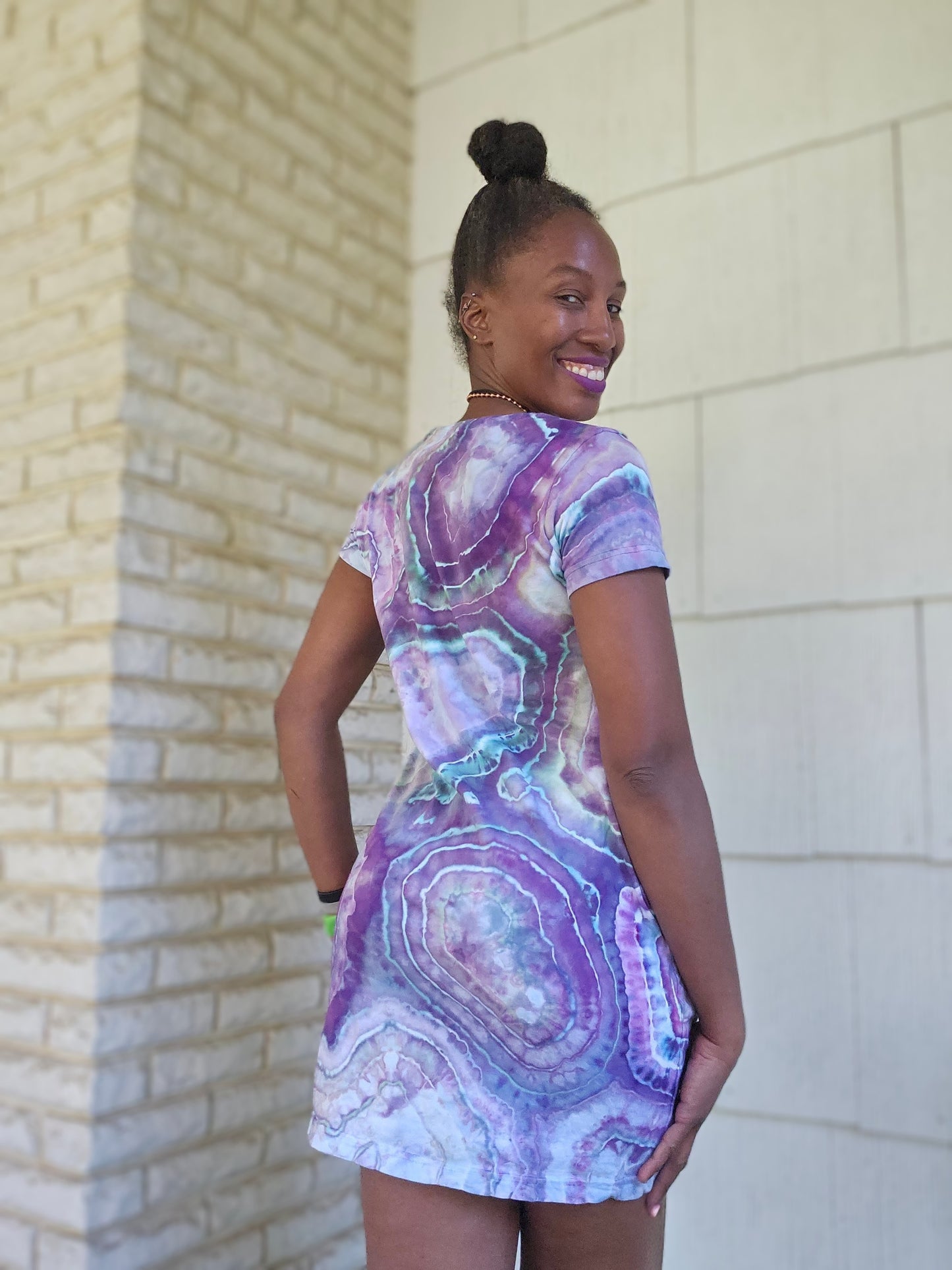 Small/Medium V-Neck Dress *Runs Small* Measurements below