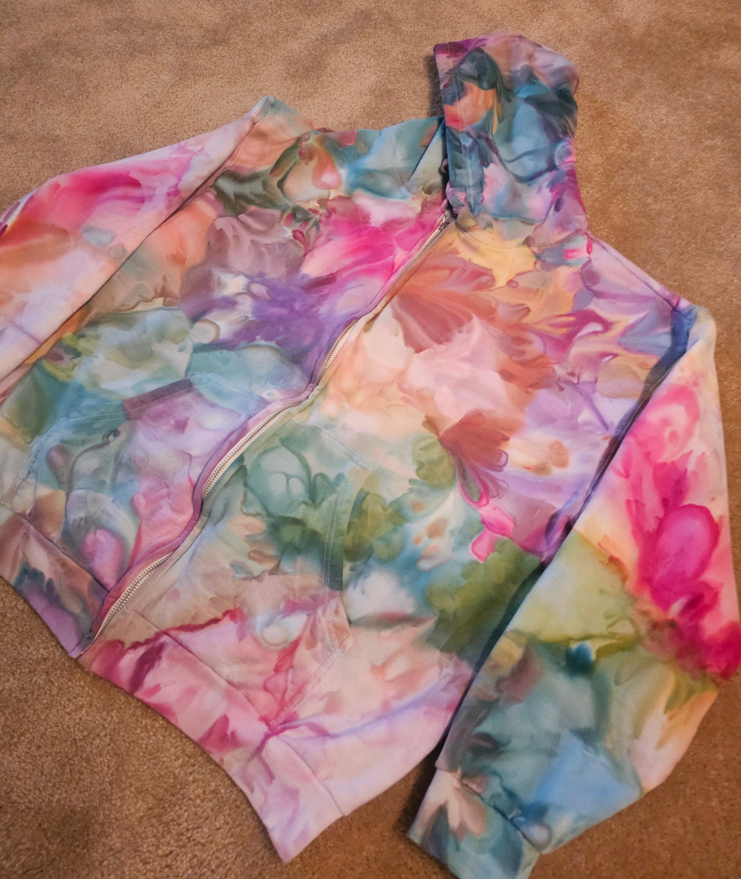 Extra Large Unisex Zipper Hoodie (SEE DESCRIPTION BELOW FOR MEASUREMENTS)