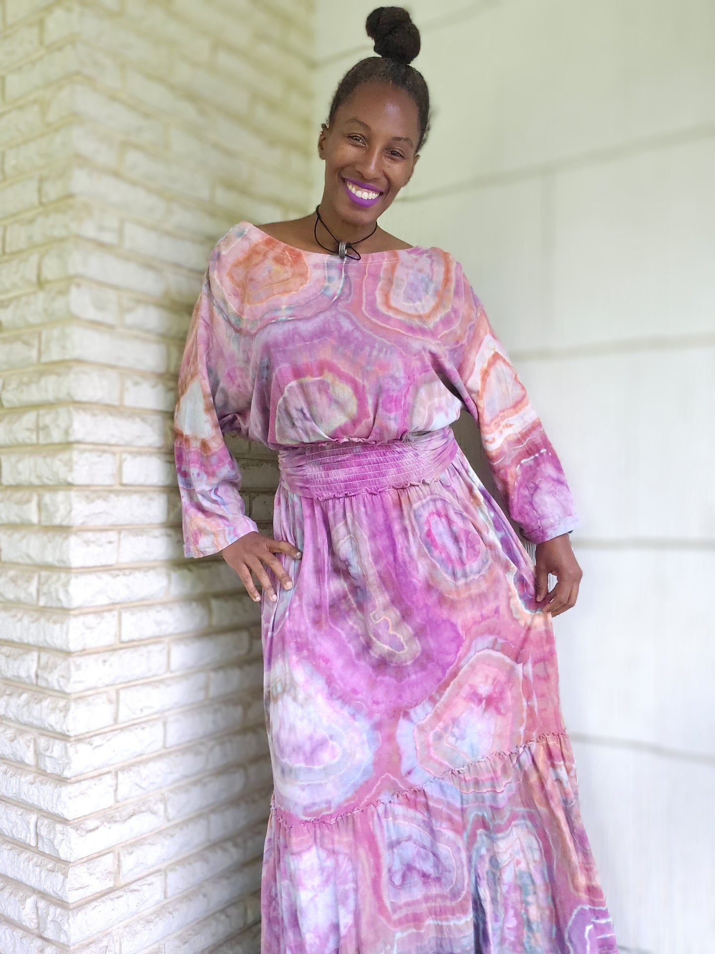 Large high neck low back maxi dress (SEE DESCRIPTION BELOW) Can also fit a size extra large