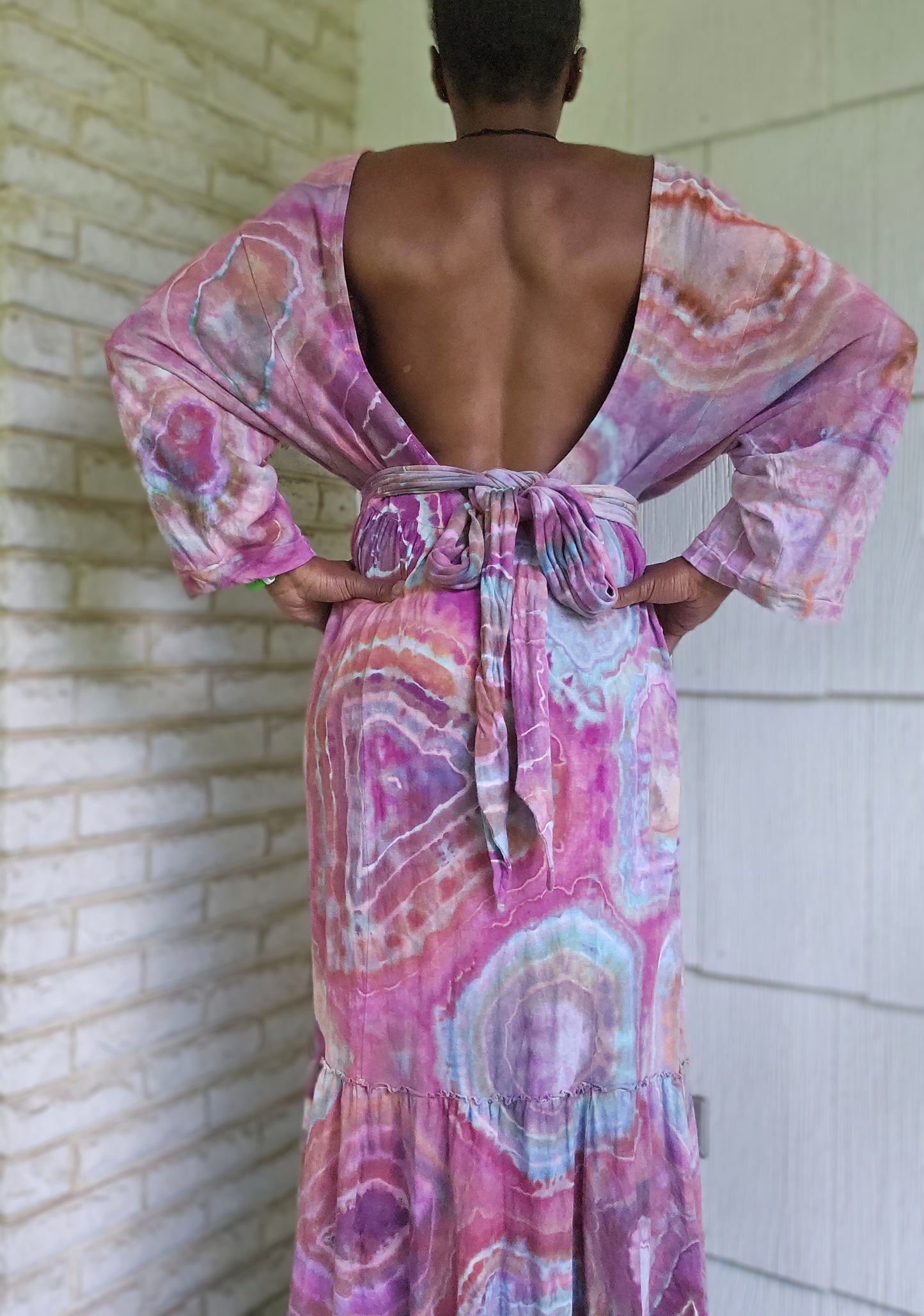 Large high neck low back maxi dress (SEE DESCRIPTION BELOW) Can also fit a size extra large
