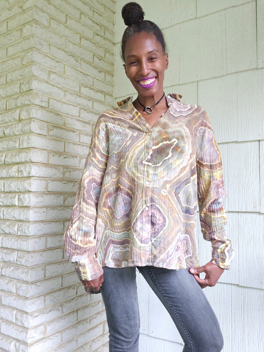 Medium cotton gauze dutton-down long sleeve with open tie back