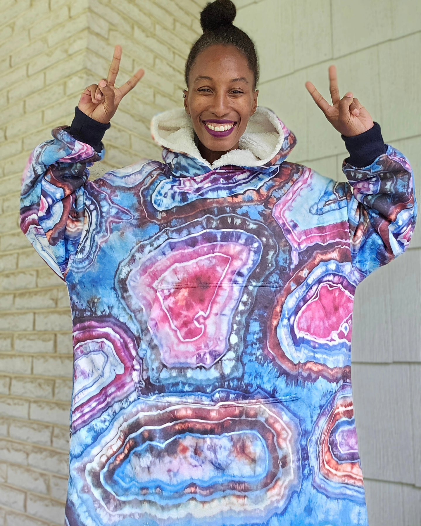 Geode Sherpa Hoodie Blanket(SUBLIMATION PRINT)